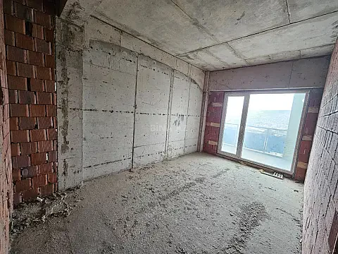 Satılır 4 otaqlı mənzil 166.5 m²