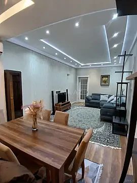 Kirayə verilir 3 otaqlı mənzil 120 m² — Bakı, Nəsimi 3 otaq 120.00 m²