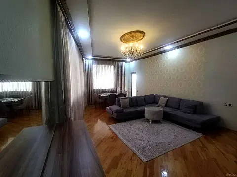 Kirayə verilir 3 otaqlı mənzil 160 m²
