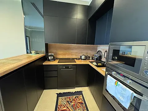 Kirayə verilir 2 otaqlı mənzil 77 m²