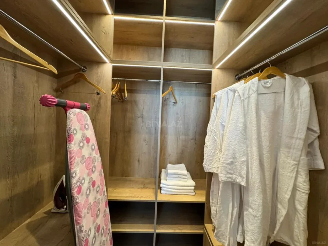 Kirayə verilir 2 otaqlı mənzil 77 m²