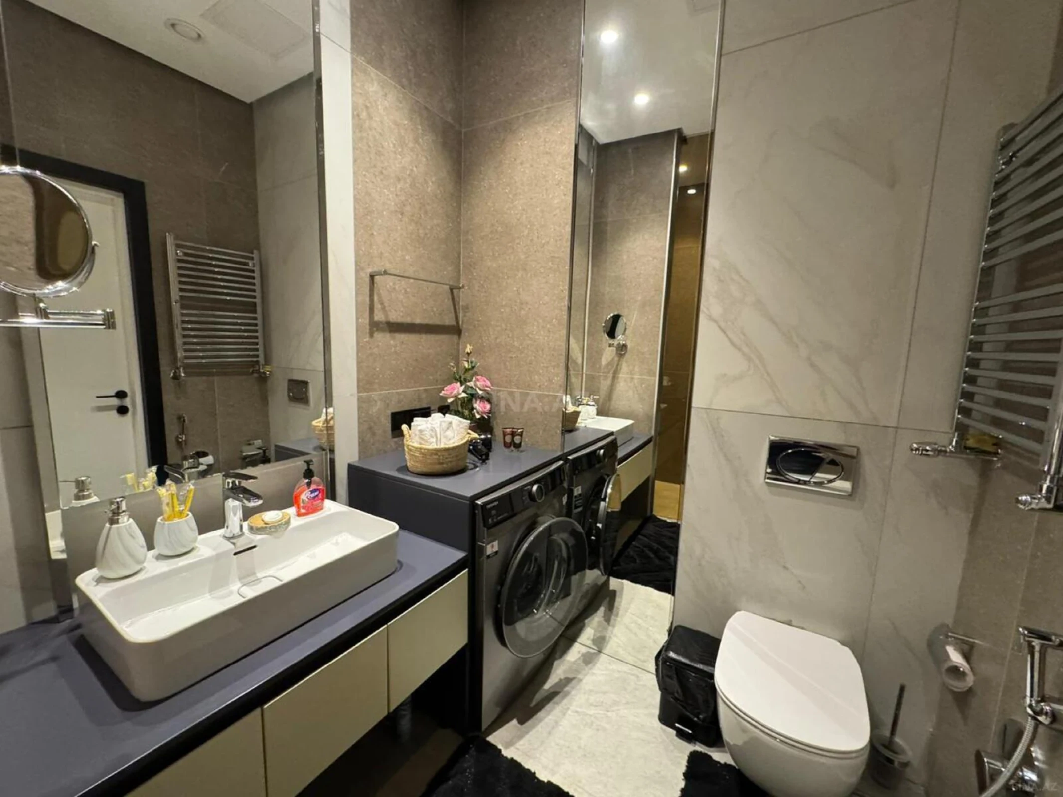 Kirayə verilir 2 otaqlı mənzil 77 m²