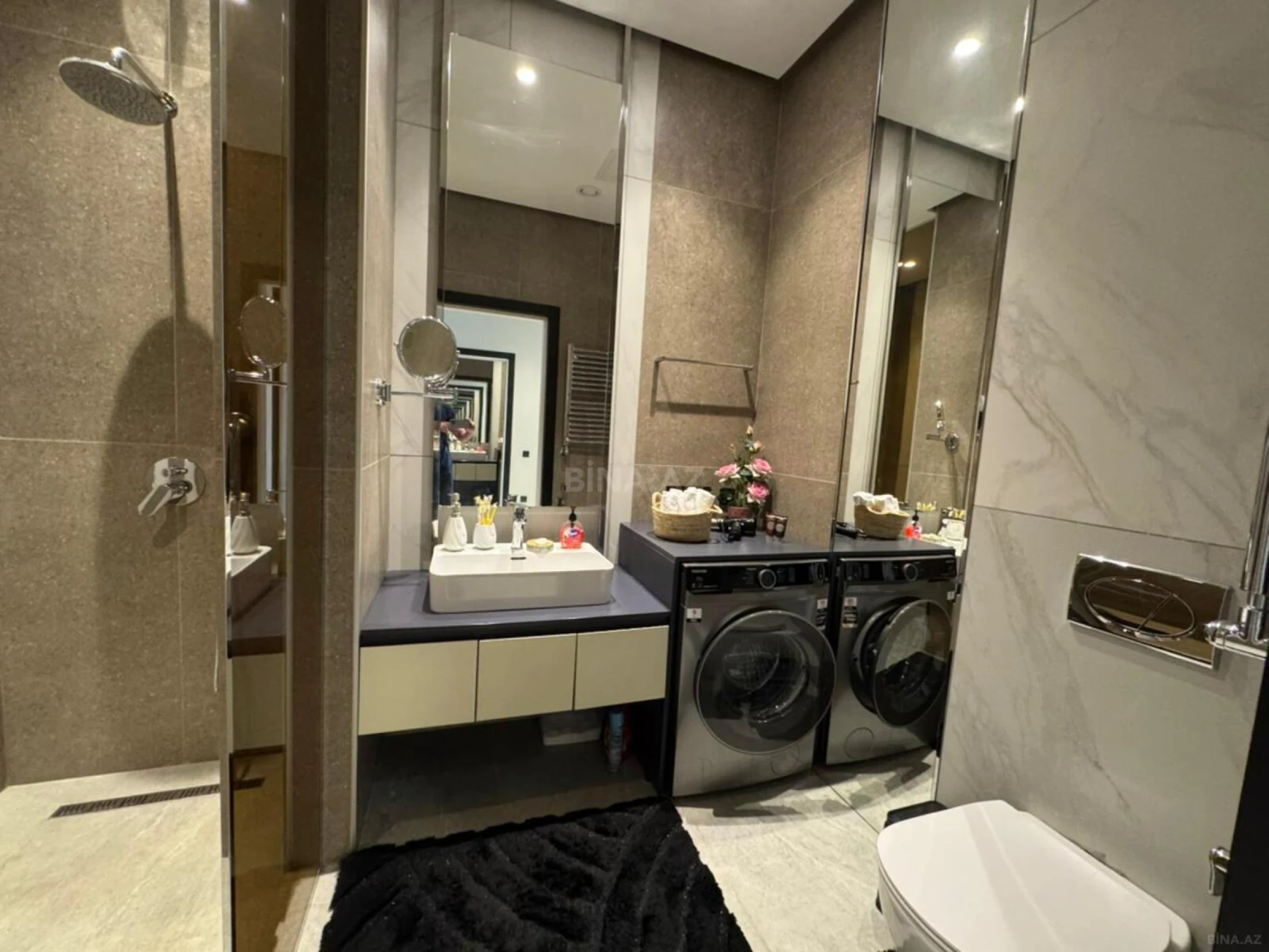 Kirayə verilir 2 otaqlı mənzil 77 m²