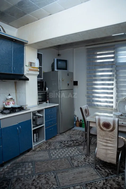 Satılır 5 otaqlı mənzil 125 m²