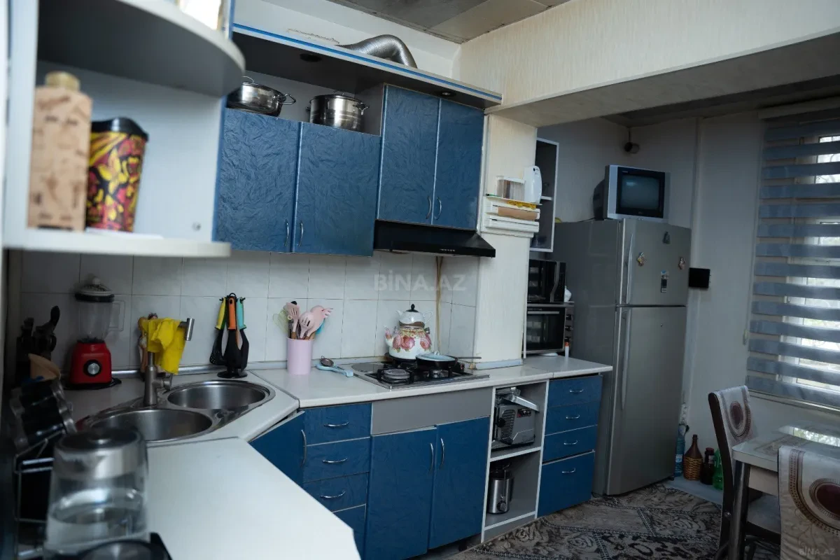Satılır 5 otaqlı mənzil 125 m²