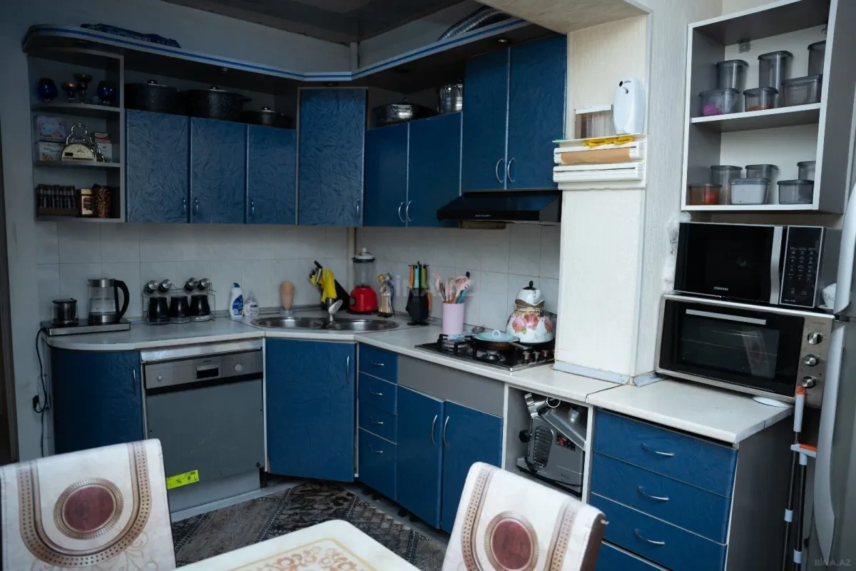 Satılır 5 otaqlı mənzil 125 m²