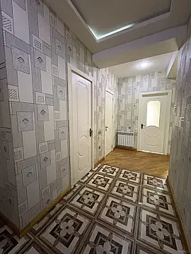 Kirayə verilir 2 otaqlı mənzil 105 m²