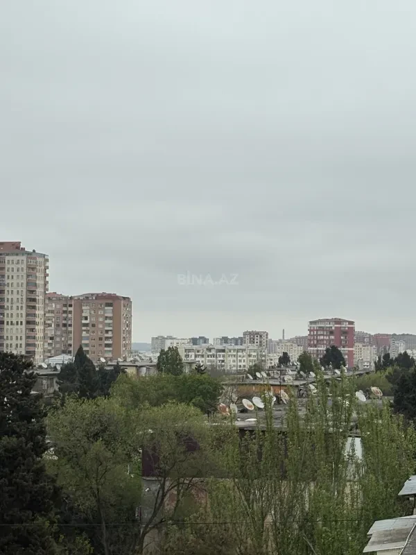Kirayə verilir 2 otaqlı mənzil 105 m²