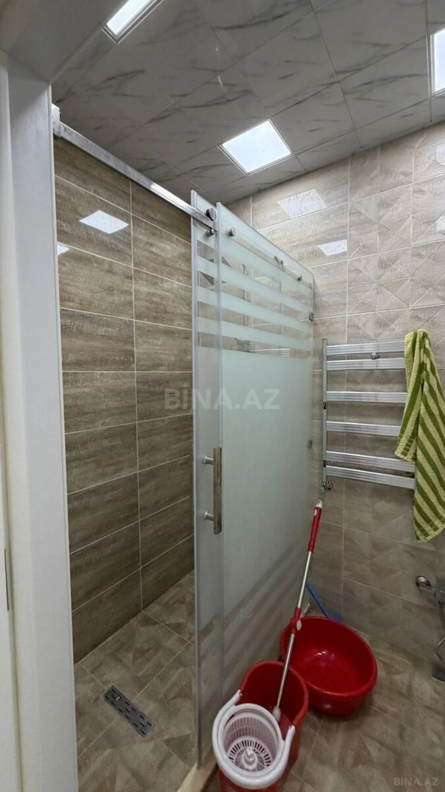 Kirayə verilir 3 otaqlı mənzil 120 m²