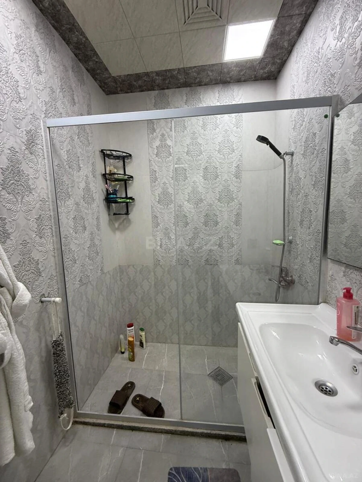 Satılır 3 otaqlı mənzil 123 m²