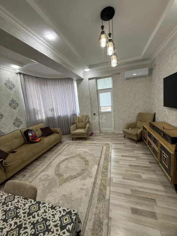 Satılır 3 otaqlı mənzil 123 m²