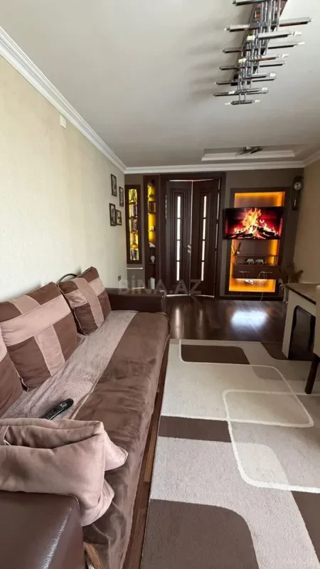 Satılır 2 otaqlı mənzil 40 m²