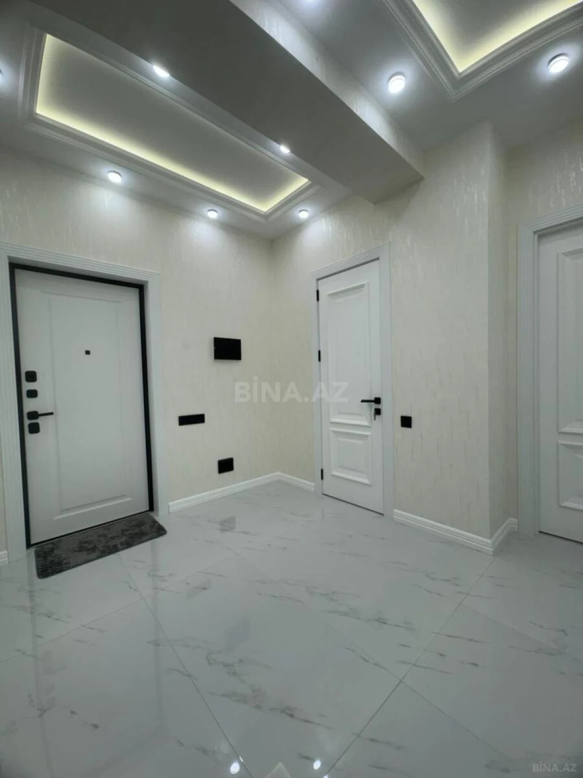 Satılır 3 otaqlı mənzil 91 m²