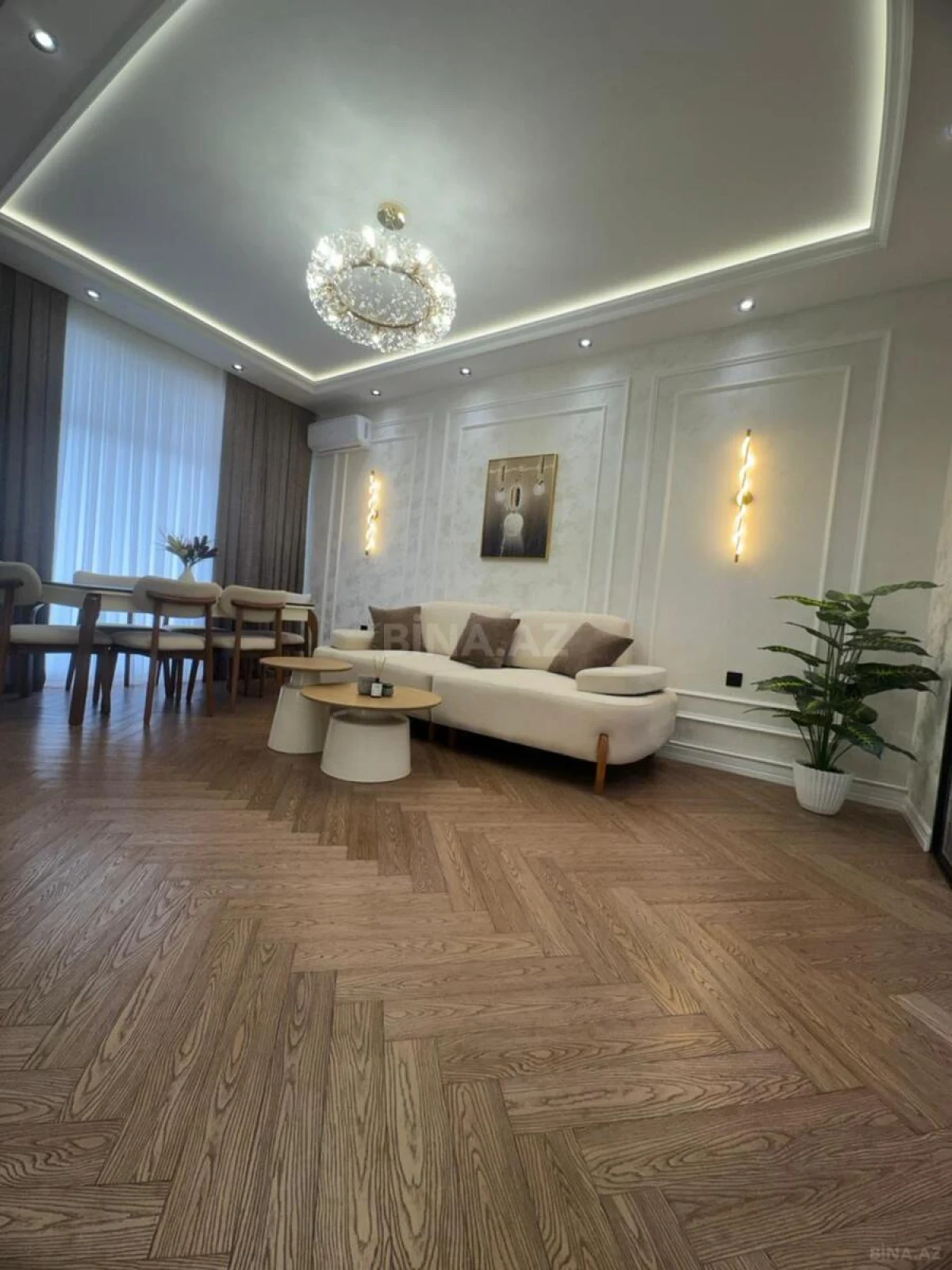 Satılır 3 otaqlı mənzil 91 m²
