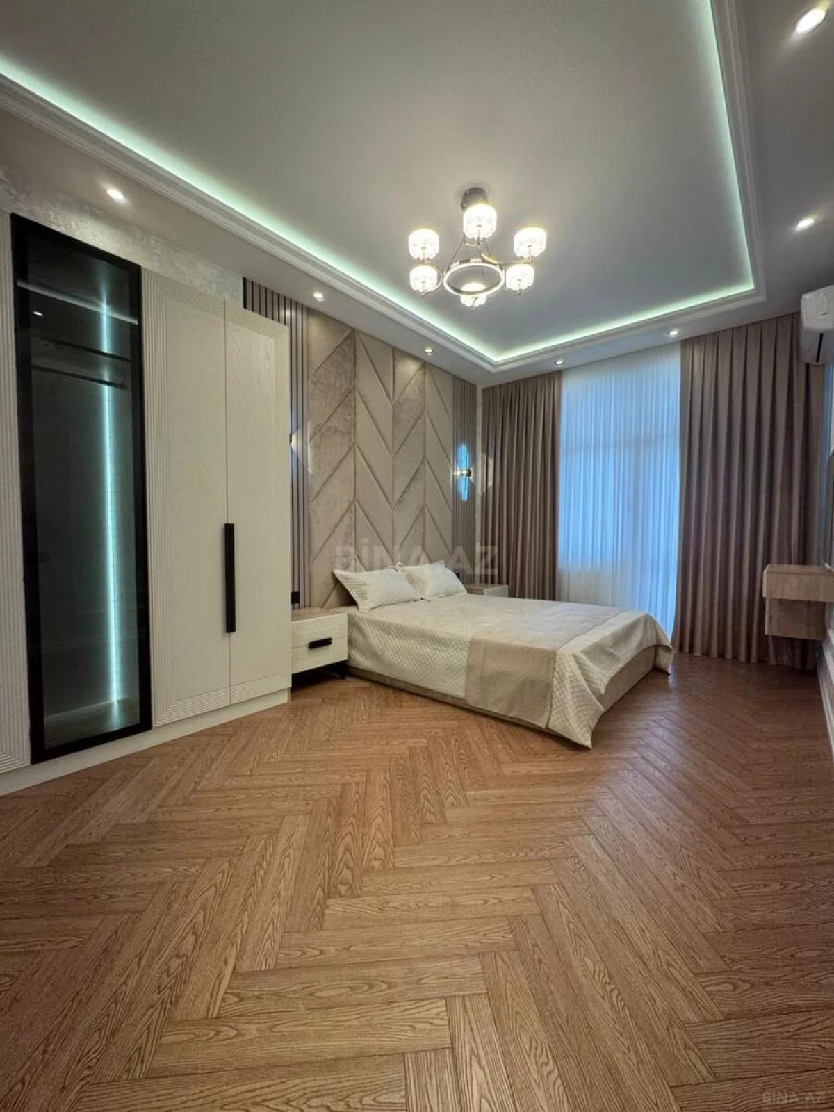 Satılır 3 otaqlı mənzil 91 m²