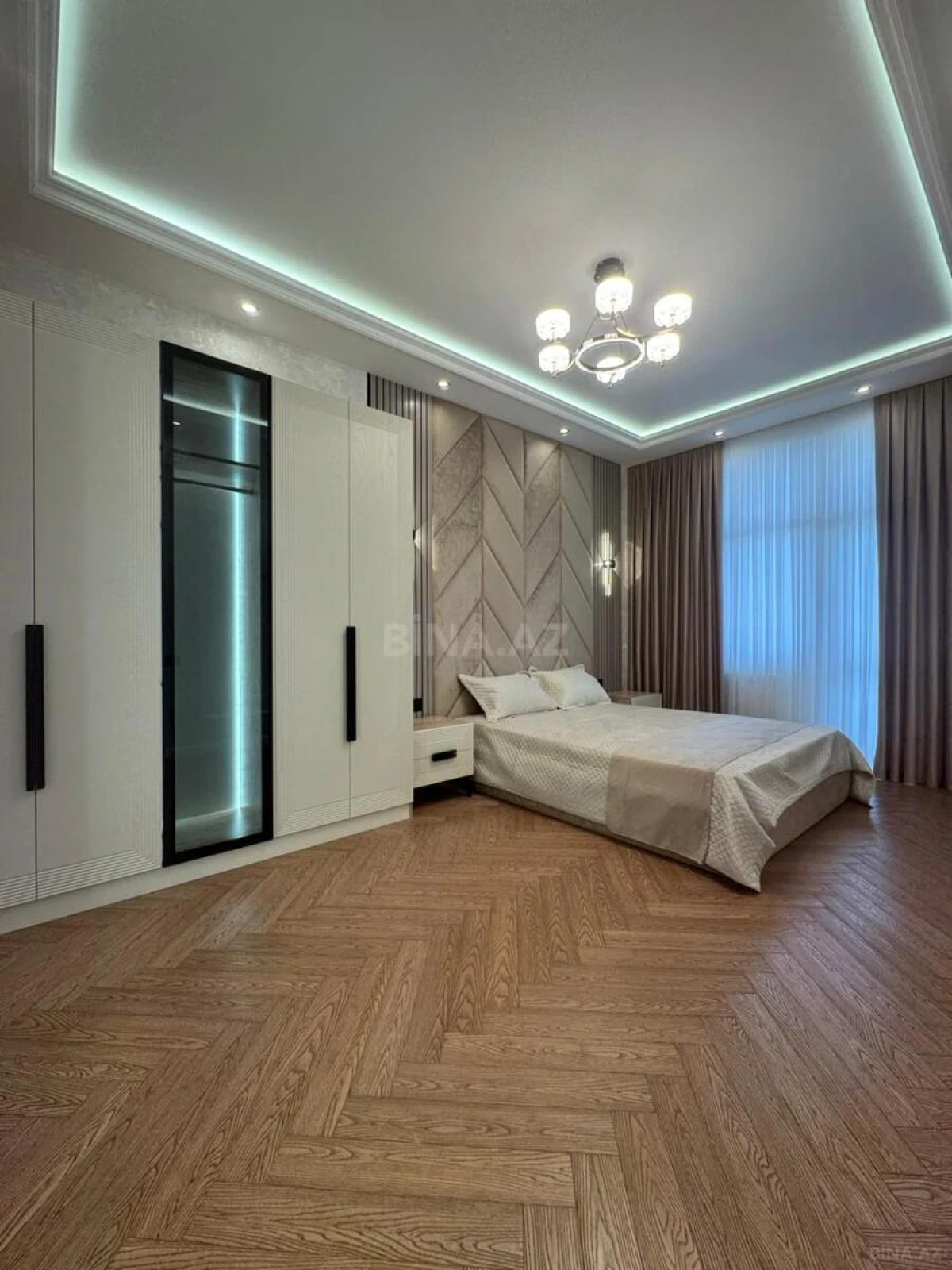 Satılır 3 otaqlı mənzil 91 m²