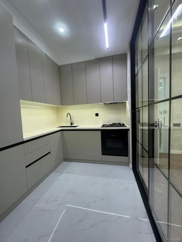Satılır 3 otaqlı mənzil 91 m²