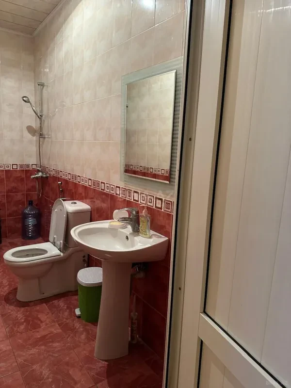 Kirayə verilir 4 otaqlı ofis 165 m²