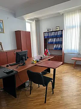 Kirayə verilir 4 otaqlı ofis 165 m² — Bakı 4 otaq 165.00 m²