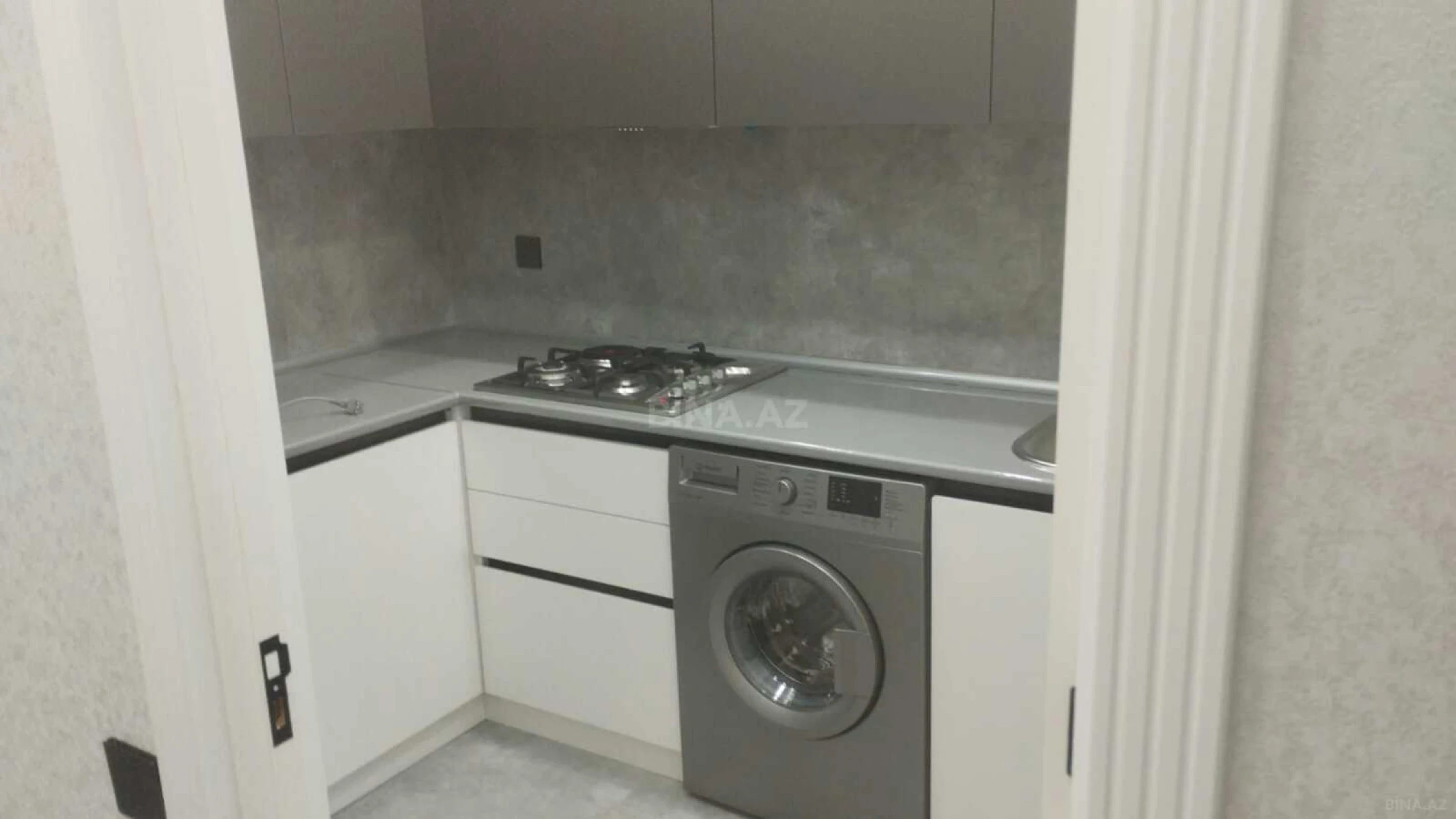 Kirayə verilir 2 otaqlı mənzil 60 m²