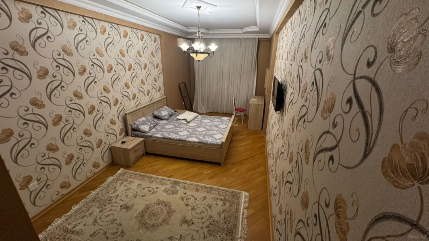 Kirayə verilir 3 otaqlı mənzil 100 m²