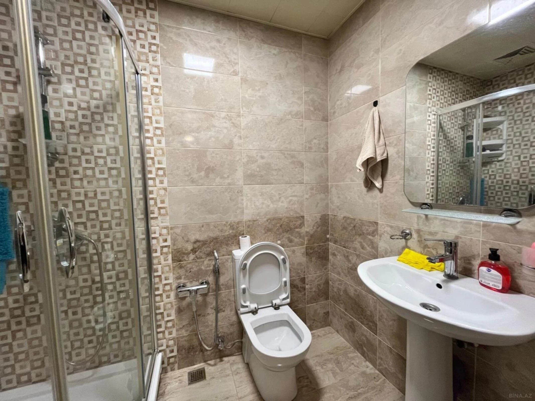 Satılır 2 otaqlı mənzil 52 m²