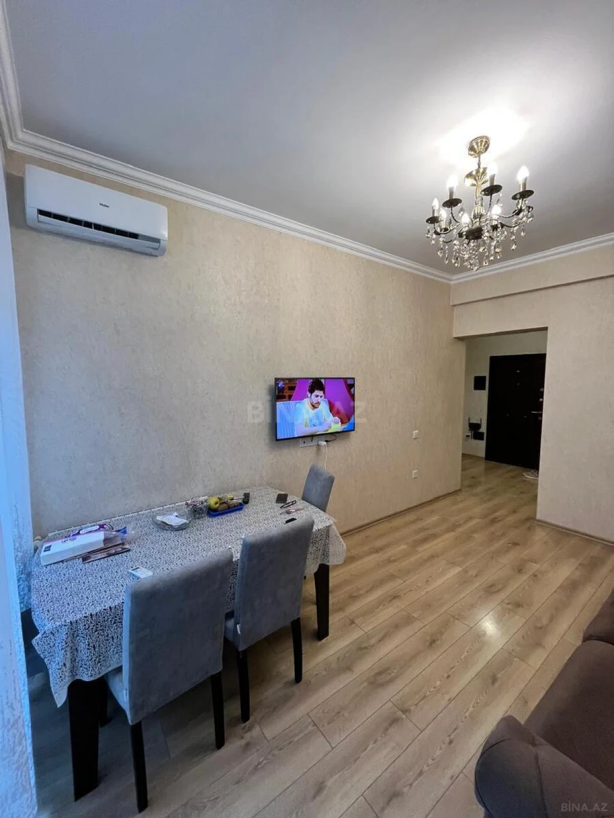 Satılır 2 otaqlı mənzil 52 m²