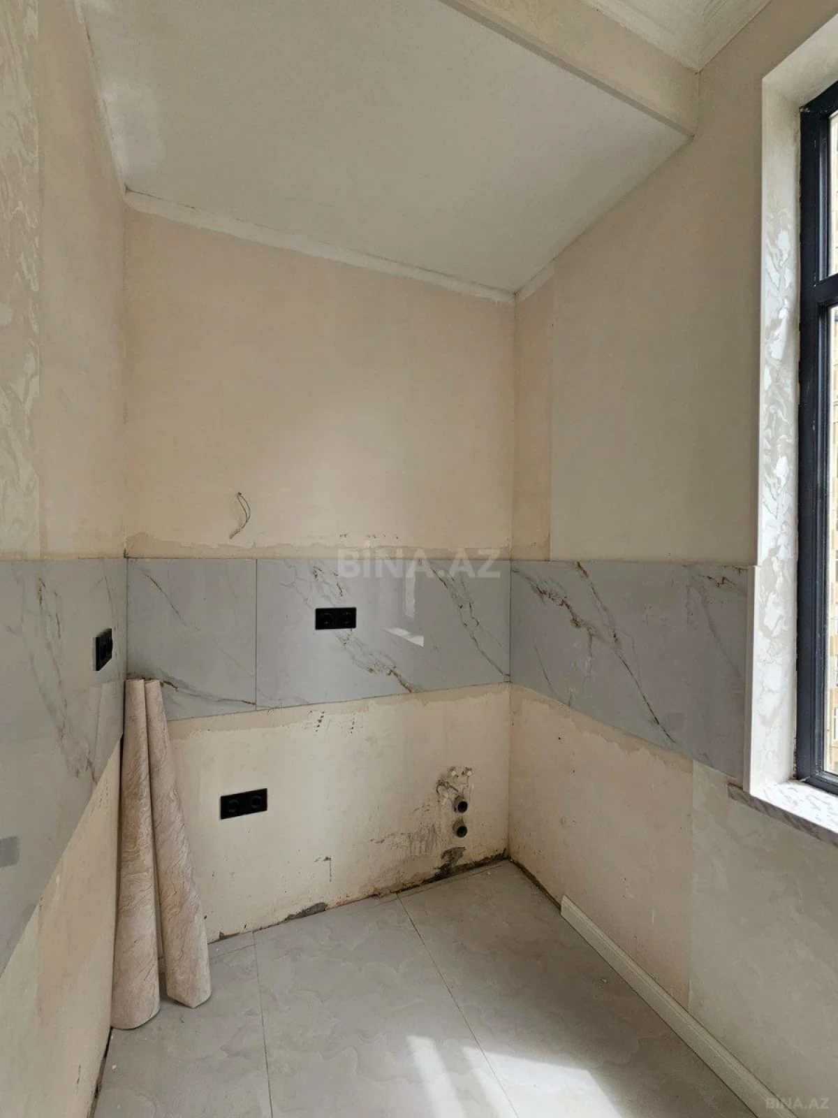 Satılır 2 otaqlı mənzil 56 m²