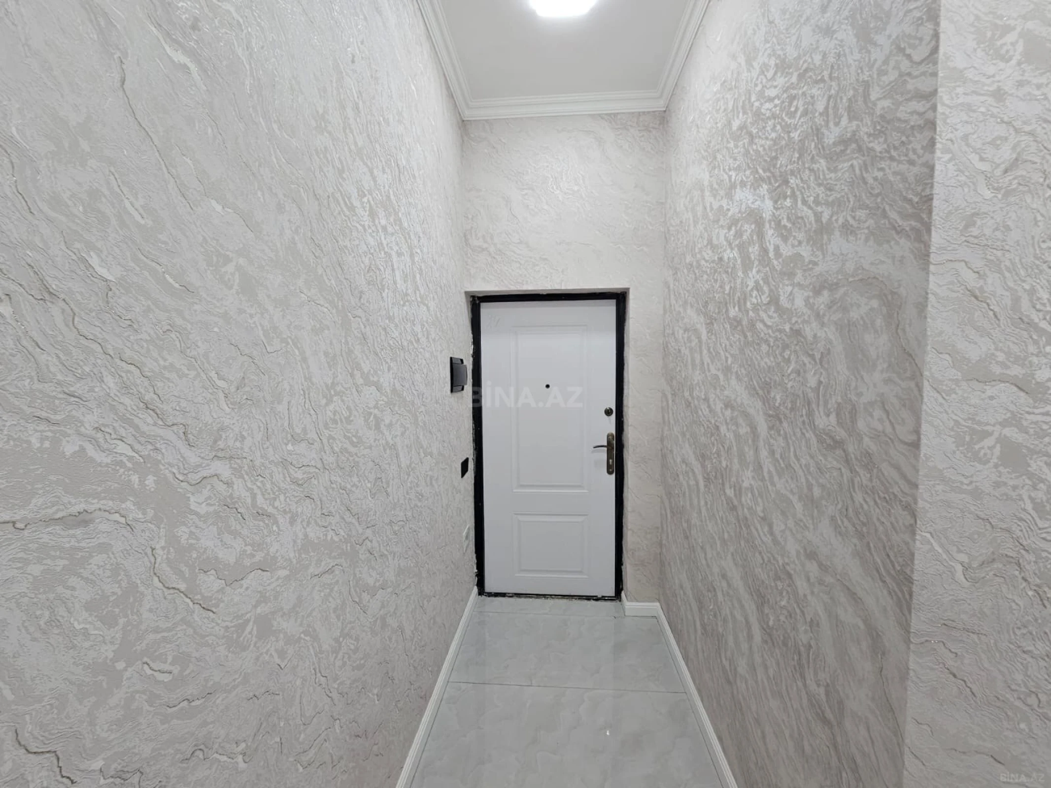 Satılır 2 otaqlı mənzil 56 m²