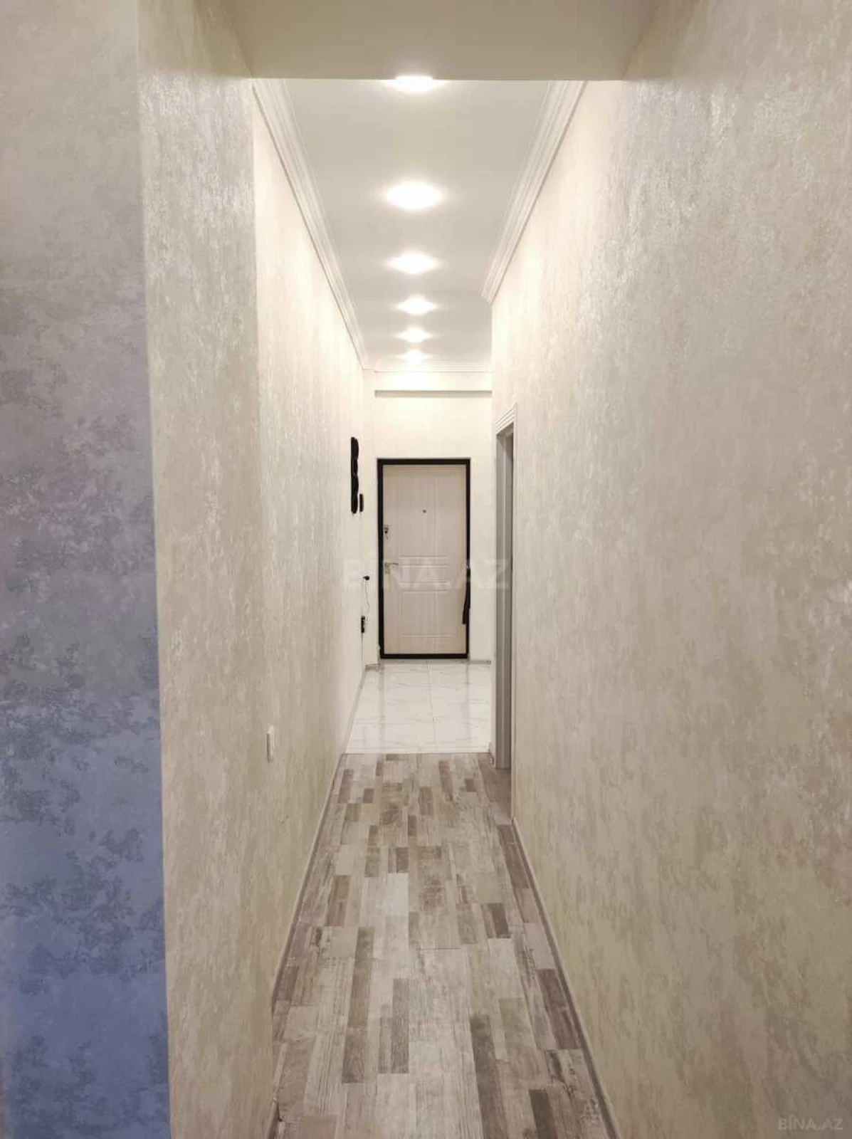Satılır 2 otaqlı mənzil 60 m²