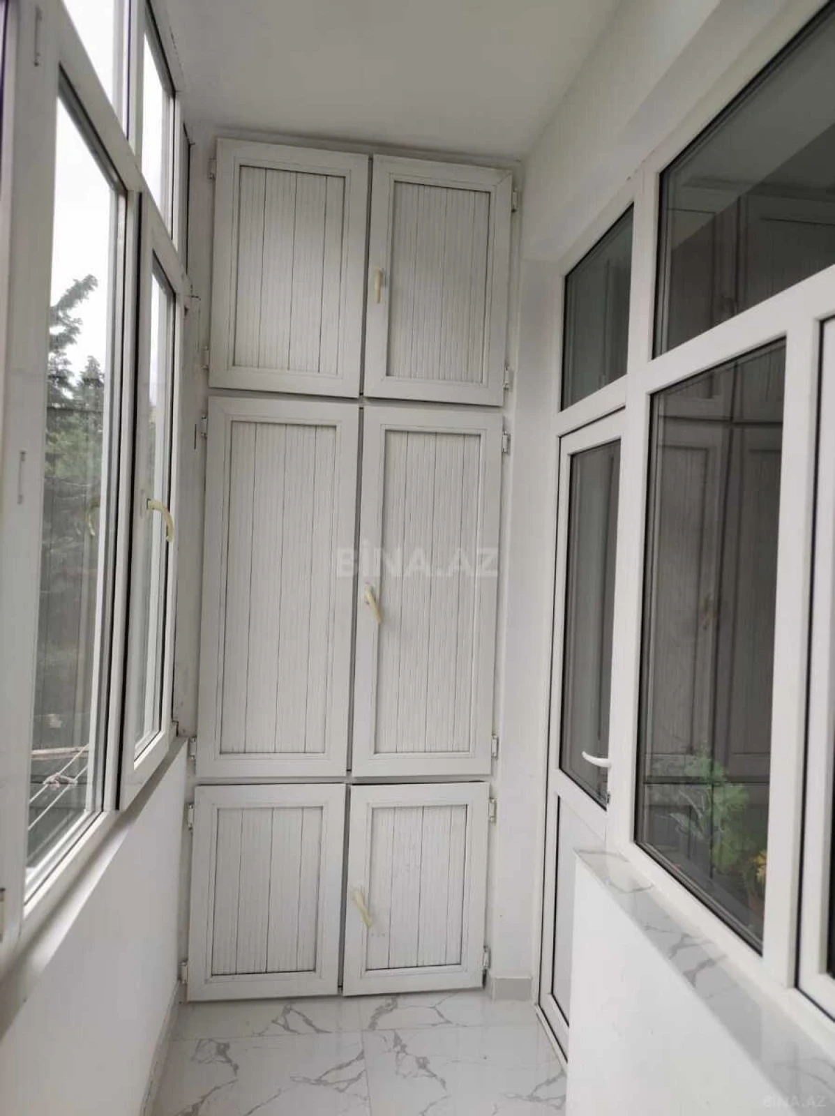 Satılır 2 otaqlı mənzil 60 m²
