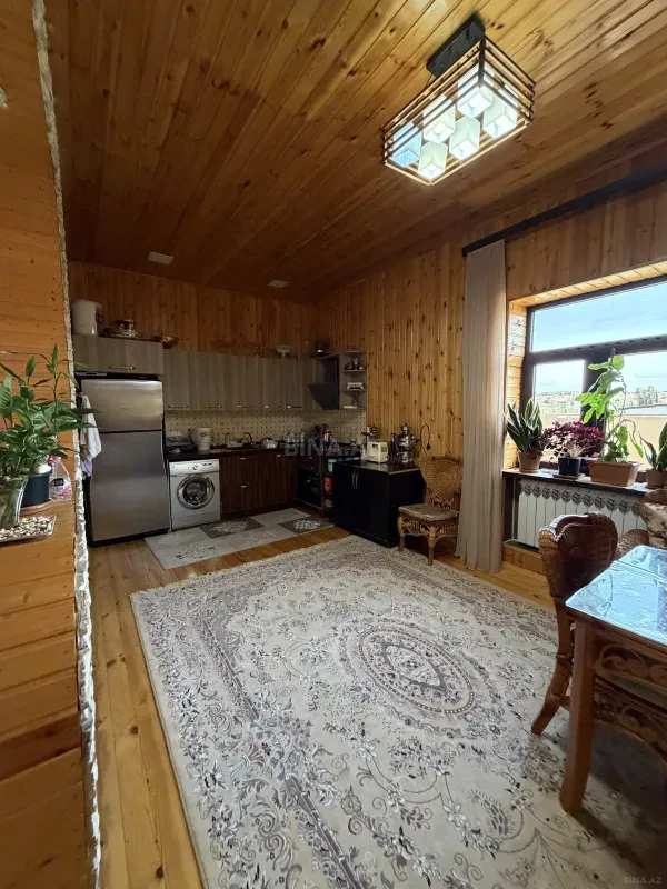 Satılır 5 otaqlı həyət evi 190 m²