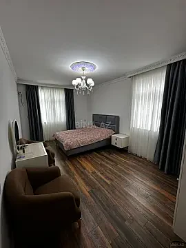 Satılır 2 otaqlı mənzil 75 m²