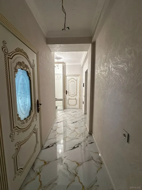 Satılır 2 otaqlı mənzil 75 m²