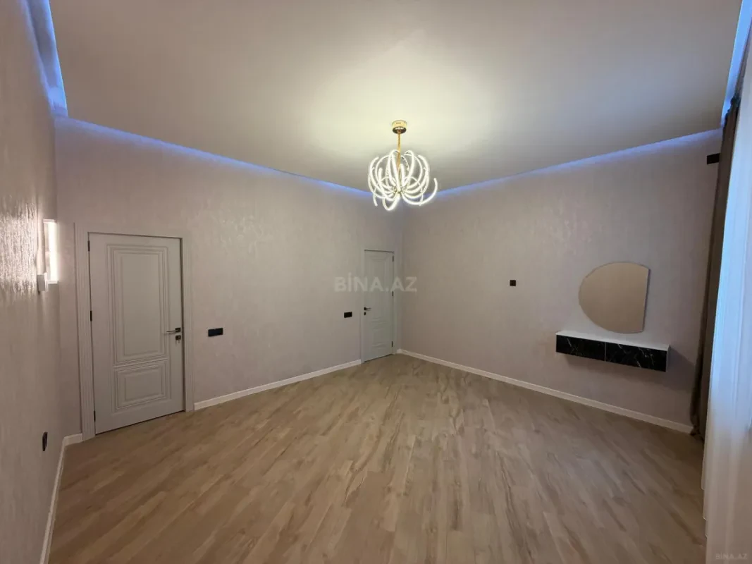 Satılır 4 otaqlı həyət evi 230 m²
