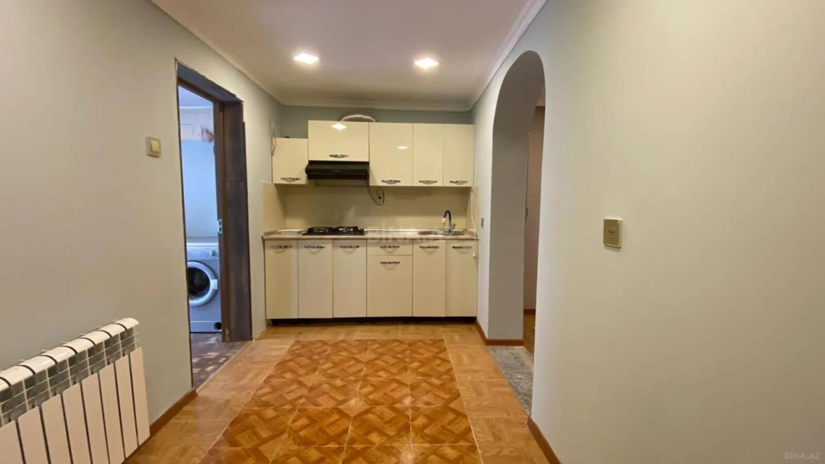 Kirayə verilir 2 otaqlı mənzil 70 m²