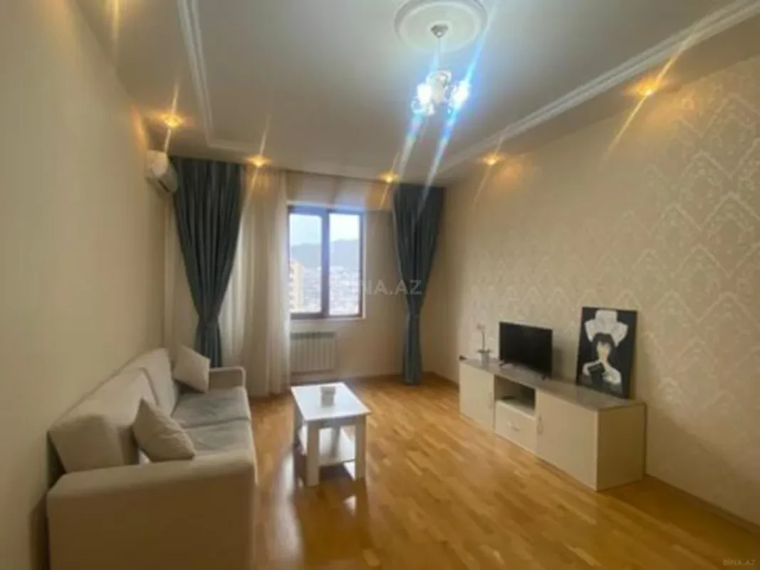 Kirayə verilir 2 otaqlı mənzil 73 m²