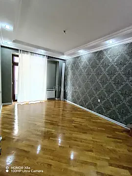 Kirayə verilir 3 otaqlı mənzil 148 m²