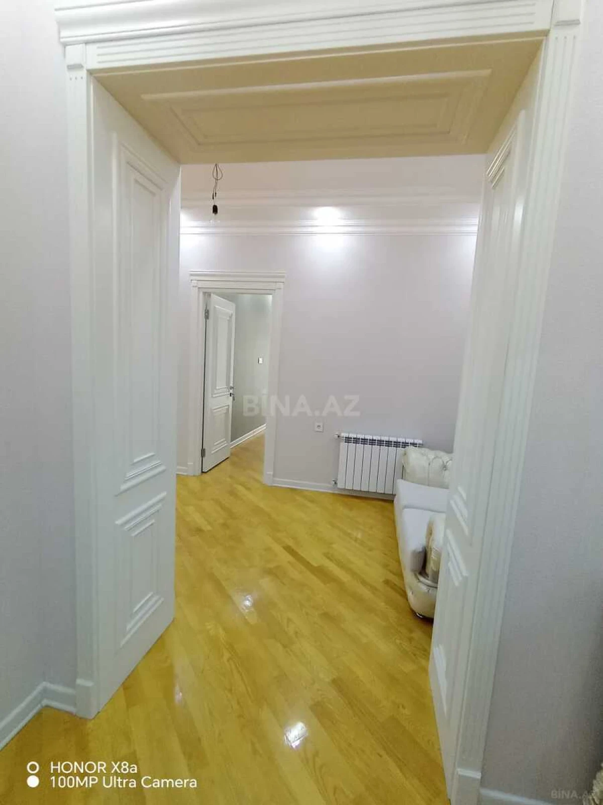 Kirayə verilir 3 otaqlı mənzil 148 m²