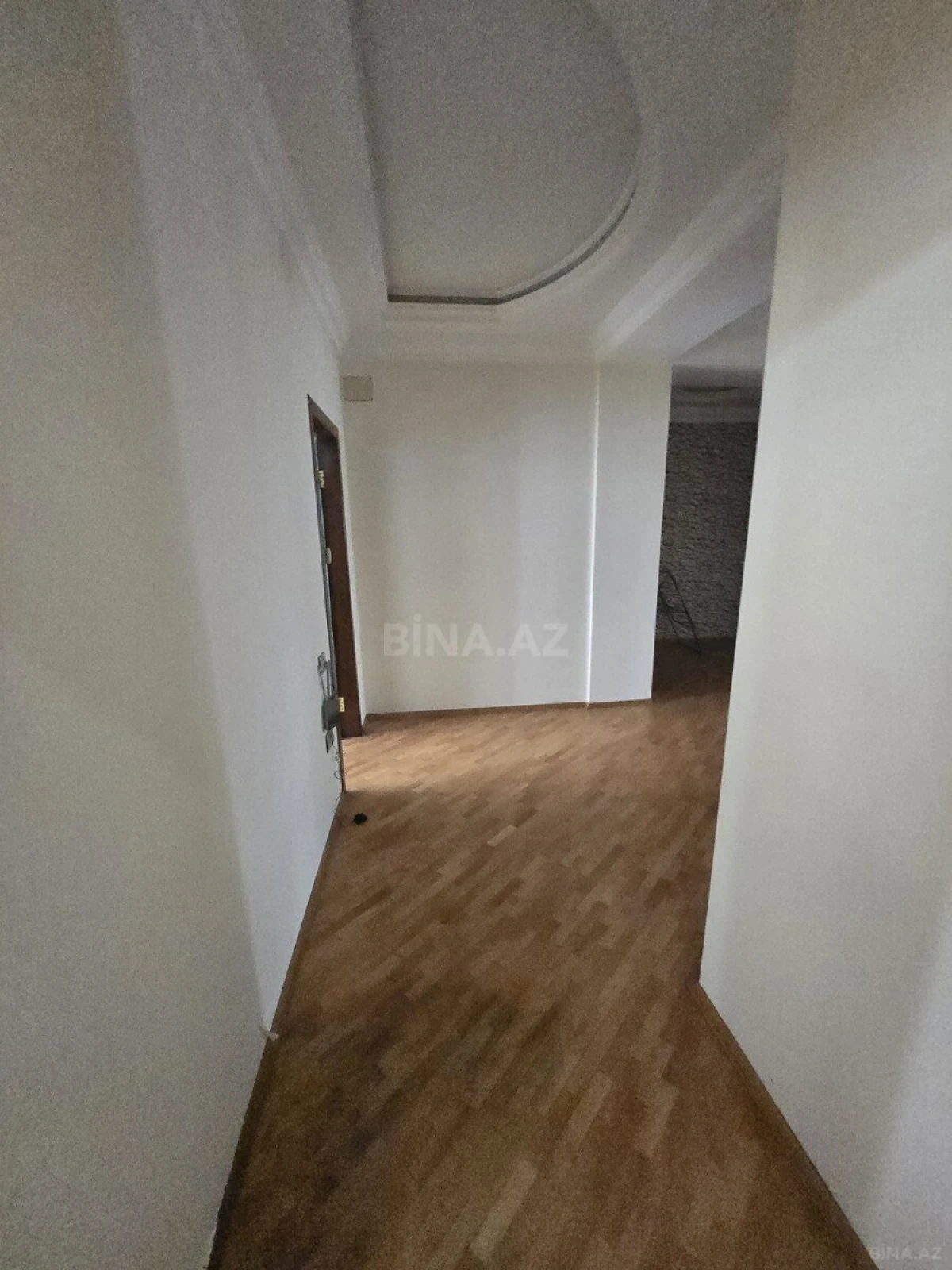 Kirayə verilir 2 otaqlı mənzil 110 m²