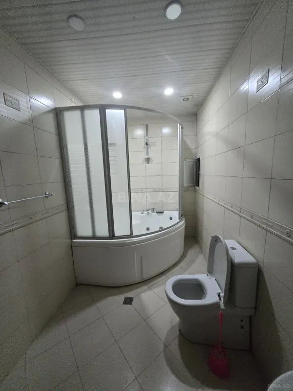 Kirayə verilir 2 otaqlı mənzil 110 m²