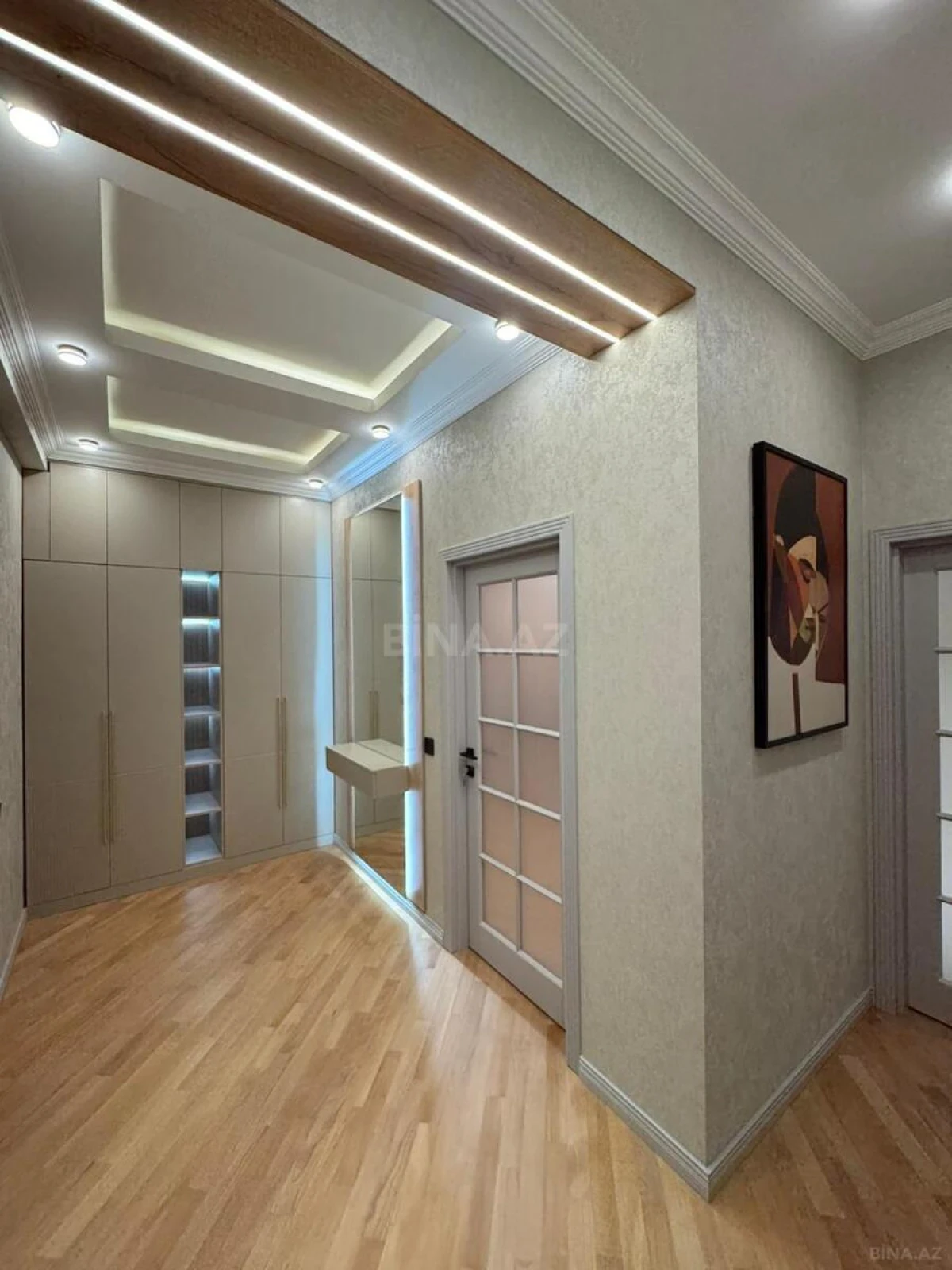 Satılır 2 otaqlı mənzil 90 m²
