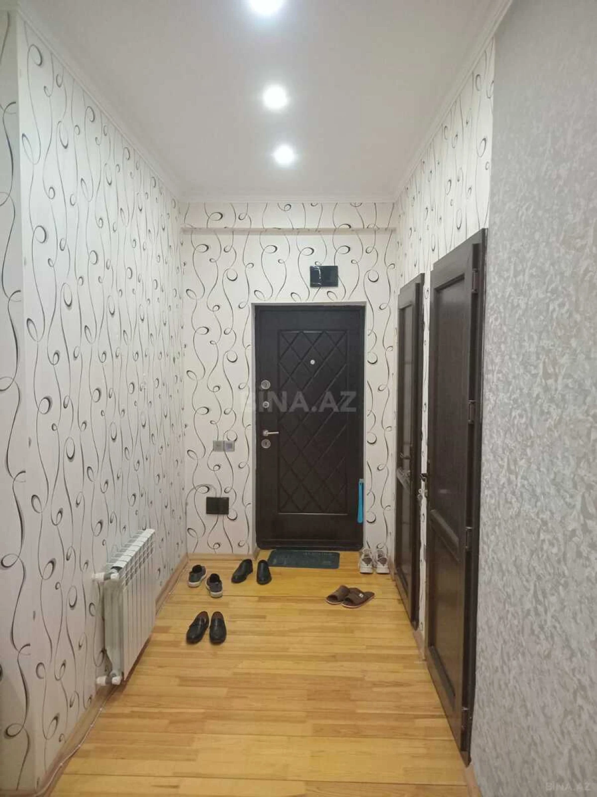 Satılır 3 otaqlı mənzil 95 m²