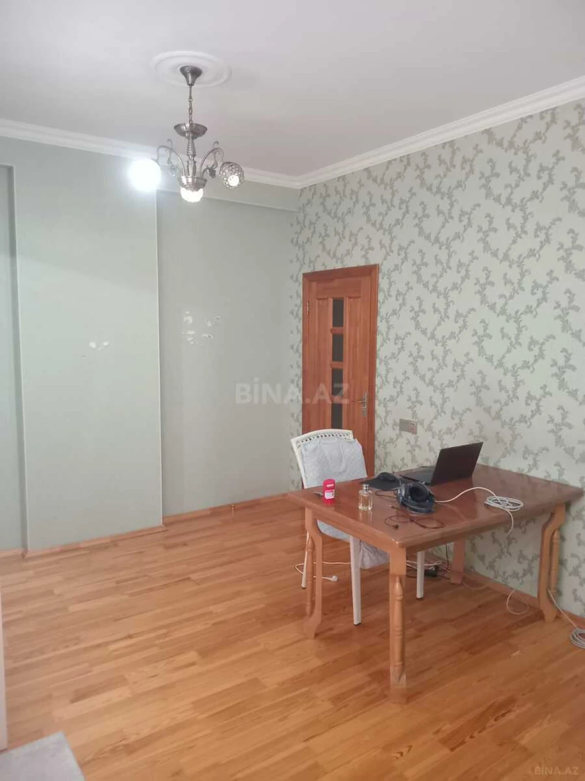 Satılır 3 otaqlı mənzil 95 m²