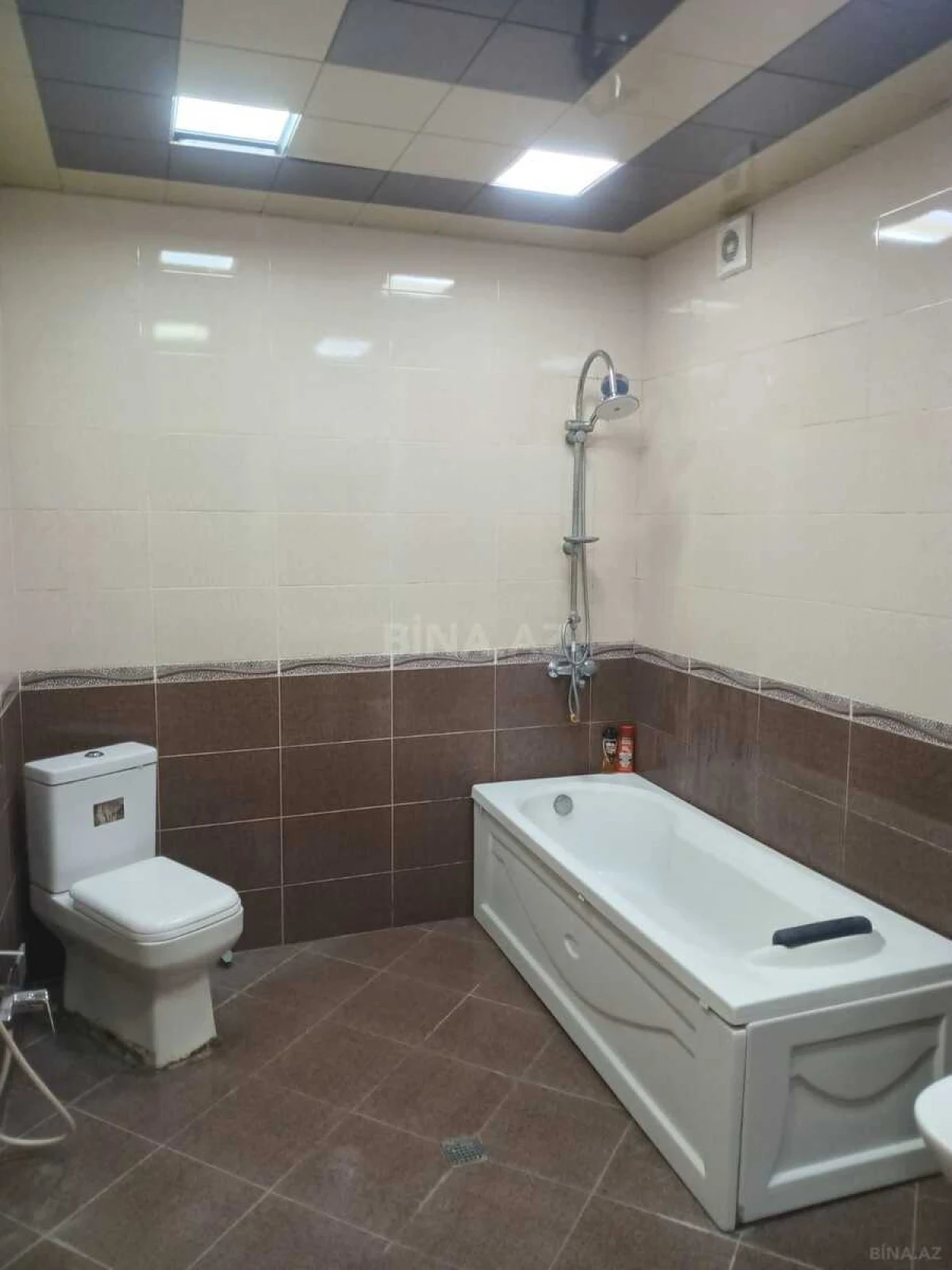 Satılır 3 otaqlı mənzil 95 m²