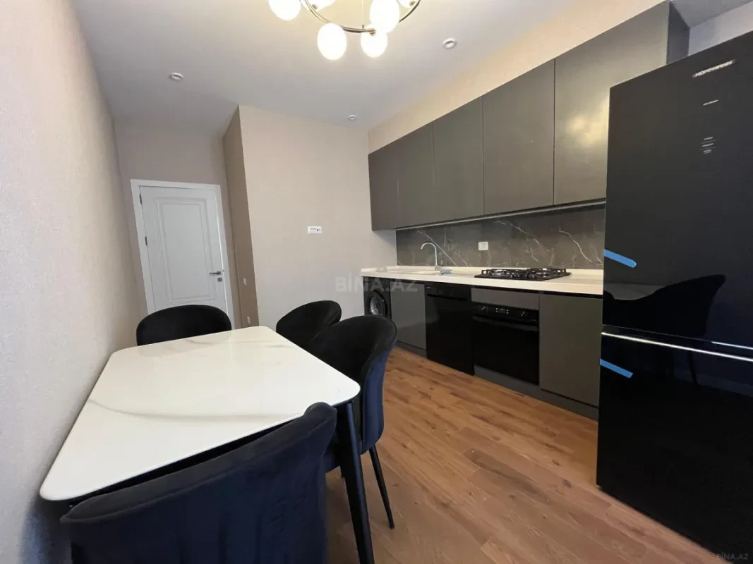 Kirayə verilir 3 otaqlı mənzil 110 m²