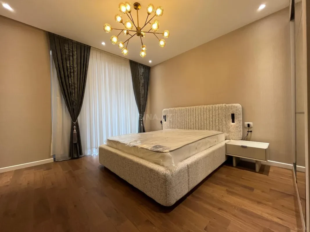Kirayə verilir 3 otaqlı mənzil 110 m²