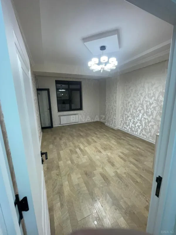 Satılır 2 otaqlı mənzil 70 m²