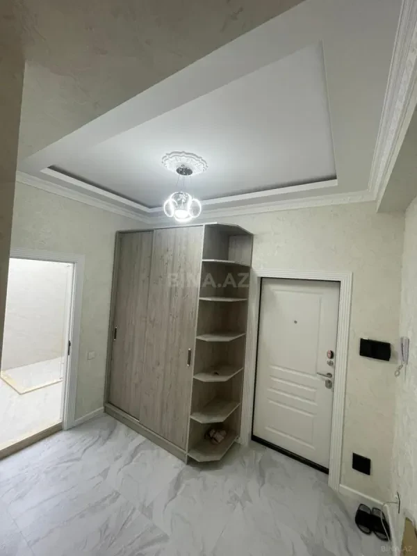 Satılır 2 otaqlı mənzil 70 m²