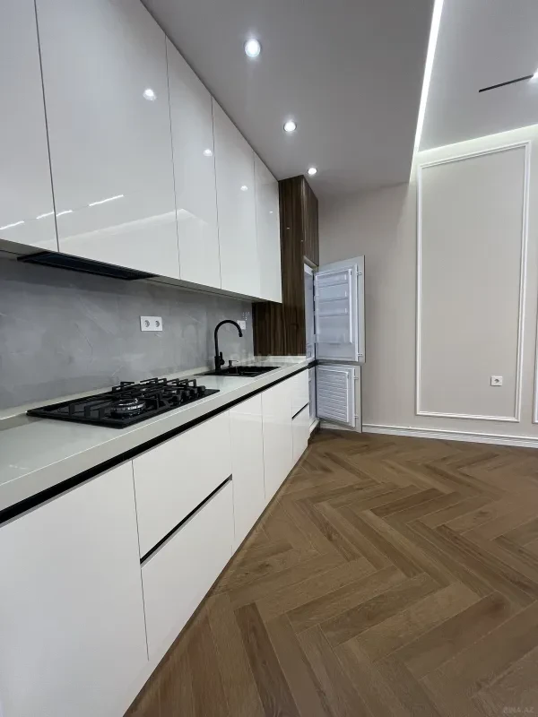 Satılır 2 otaqlı mənzil 59 m²